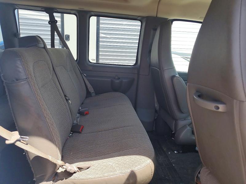 56575476 :رقم المزاد ، 1GAZGPFG1H1126978 vin ، 2017 Chevrolet Express G3500 مزاد بيع
