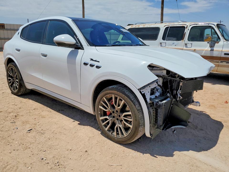 Продажа на аукционе авто 2023 Maserati Grecale, vin: ZN682AVM1P7426522, номер лота: 58355586