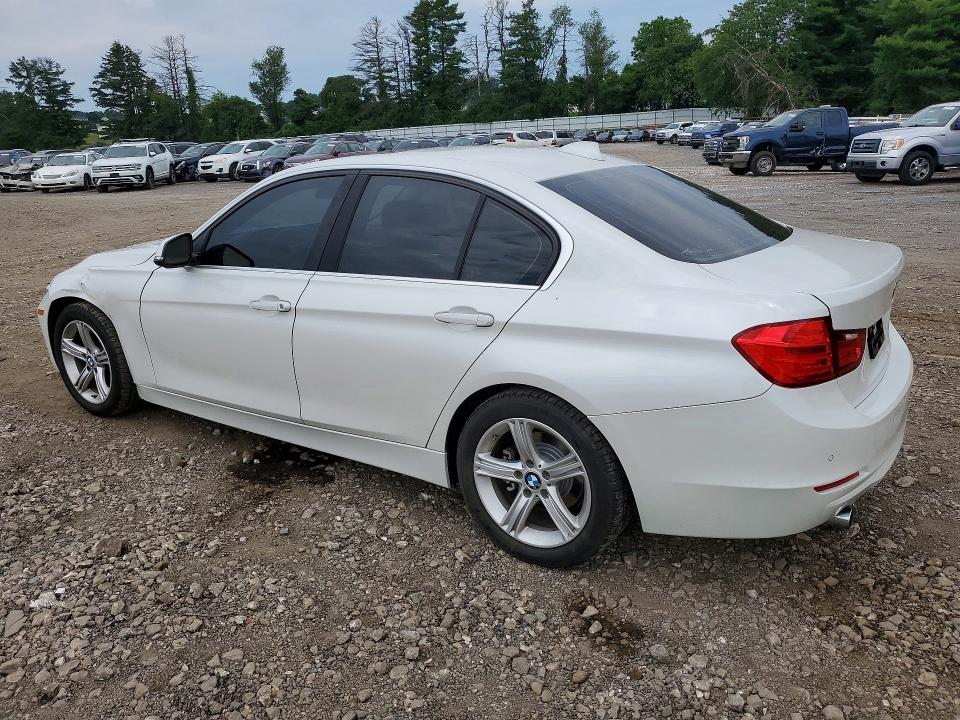 2015 Bmw 328 მანქანა იყიდება აუქციონზე, vin: WBA3D3C5XFK157541, აუქციონის ნომერი: 57902116