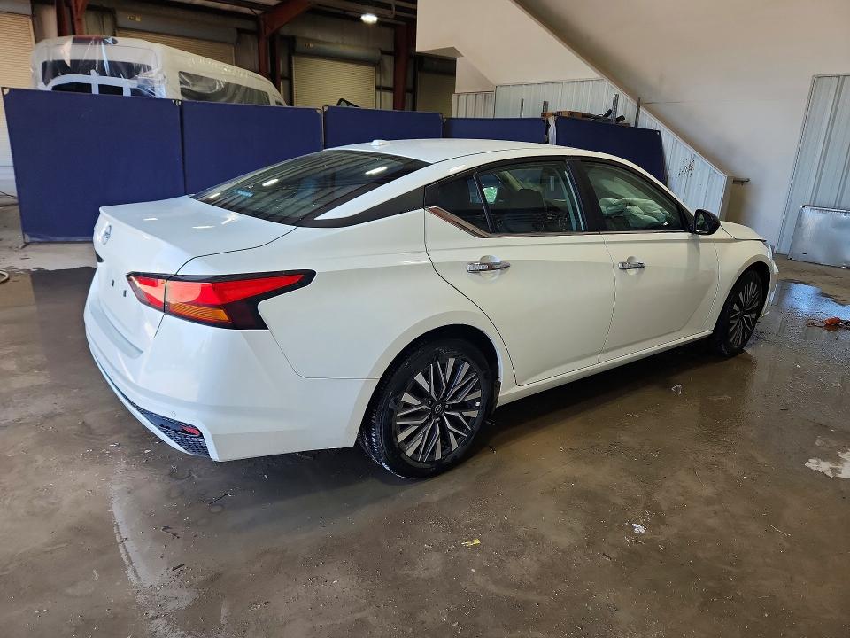55861476 :رقم المزاد ، 1N4BL4DV8SN375692 vin ، 2025 Nissan Altima مزاد بيع