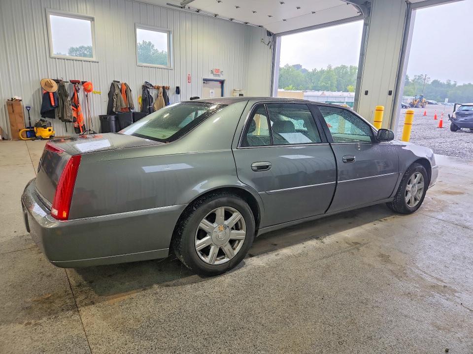 2007 Cadillac Dts მანქანა იყიდება აუქციონზე, vin: 1G6KD57Y97U171700, აუქციონის ნომერი: 58952186