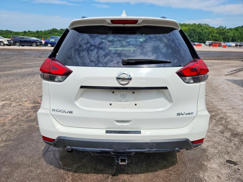 55909566 :رقم المزاد ، 5N1AT2MV0HC768726 vin ، 2017 Nissan Rogue مزاد بيع