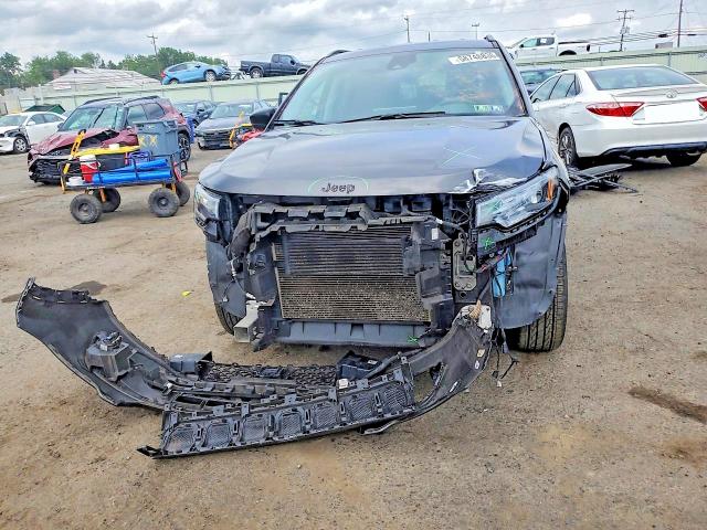 58748836 :رقم المزاد ، 3C4NJDBB4NT209549 vin ، 2022 Jeep Compass مزاد بيع