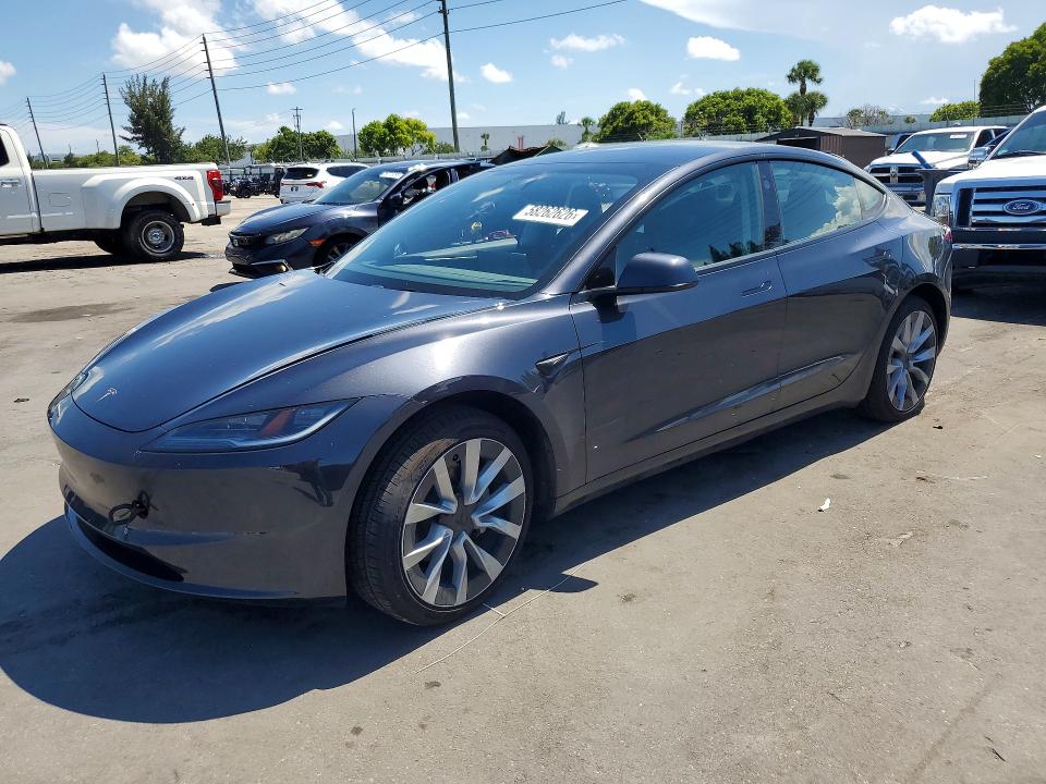 58262626 :رقم المزاد ، 5YJ3E1EA8TF122827 vin ، 2026 Tesla Model 3 مزاد بيع