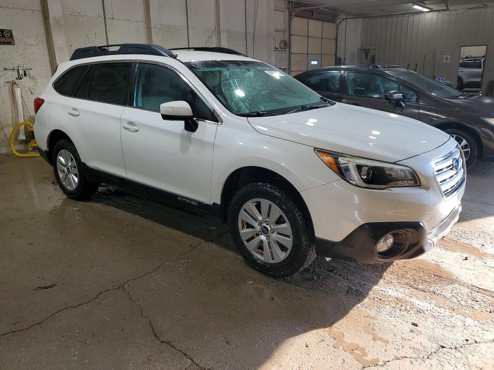 2015 Subaru Outback მანქანა იყიდება აუქციონზე, vin: 4S4BSBCC2F3298669, აუქციონის ნომერი: 58633876