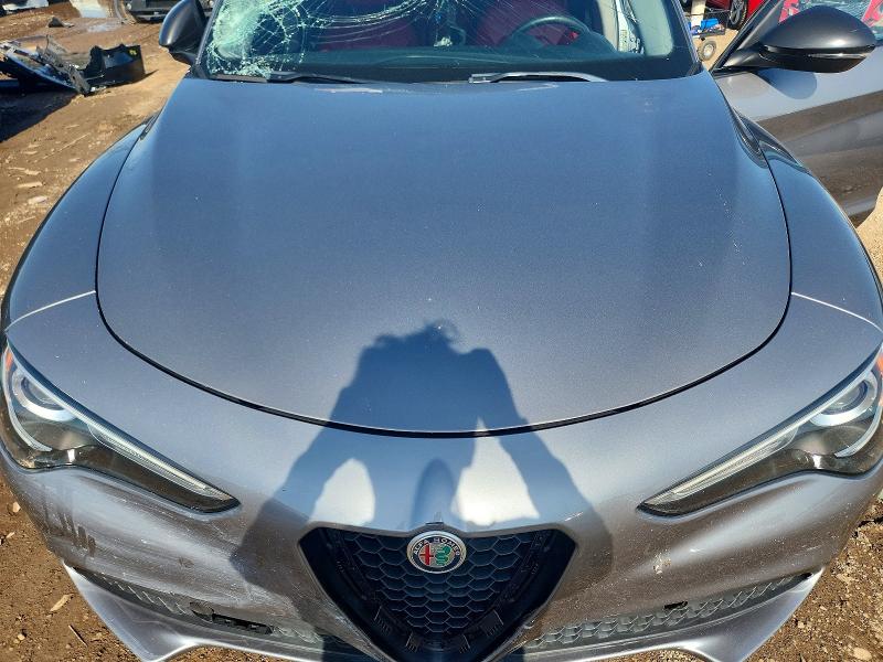 55060146 :رقم المزاد ، ZASPAKAN8L7C91447 vin ، 2020 Alfa Romeo Stelvio مزاد بيع