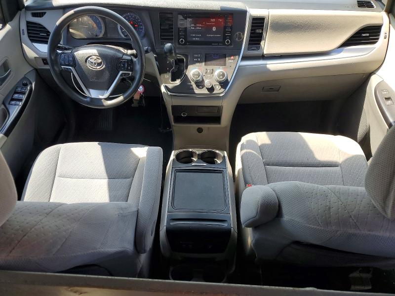 58434036 :رقم المزاد ، 5TDKZ3DC7KS998961 vin ، 2019 Toyota Sienna مزاد بيع