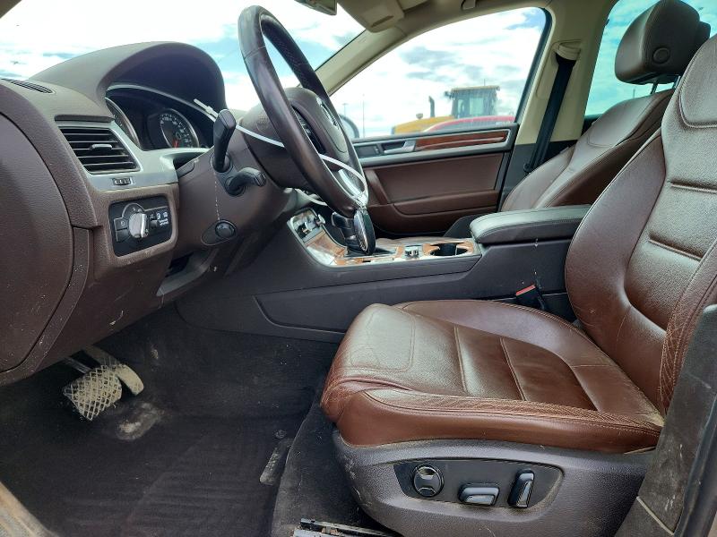 2011 Volkswagen Touareg მანქანა იყიდება აუქციონზე, vin: WVGFK9BP6BD002006, აუქციონის ნომერი: 57735176