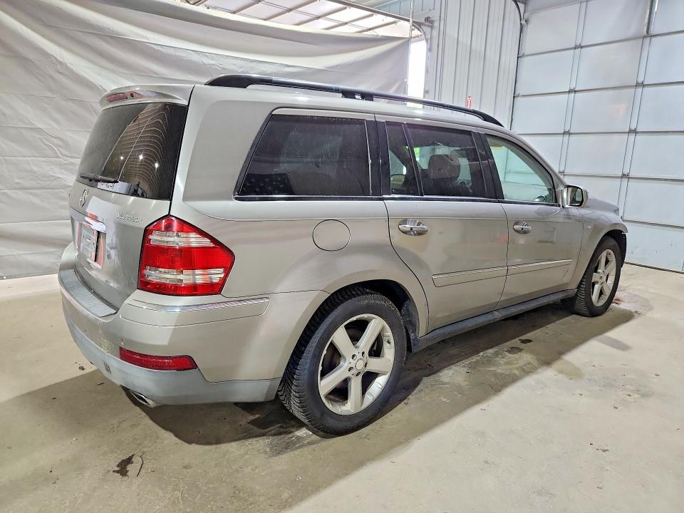 2009 Mercedes-benz Gl მანქანა იყიდება აუქციონზე, vin: 4JGBF25E79A498062, აუქციონის ნომერი: 55066946