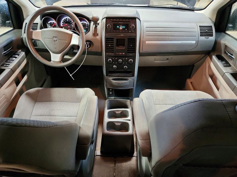 2010 Dodge Grand Caravan მანქანა იყიდება აუქციონზე, vin: 2D4RN4DE4AR130590, აუქციონის ნომერი: 55740366