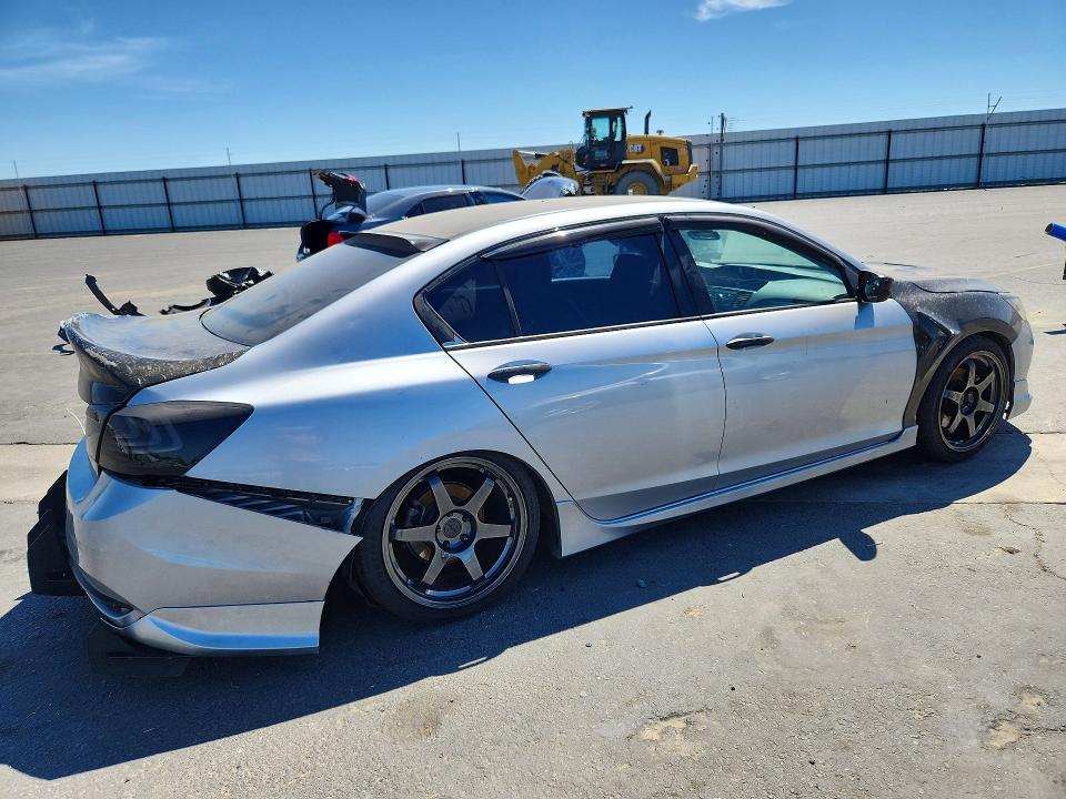 56720386 :رقم المزاد ، 1HGCR2F5XHA030244 vin ، 2017 Honda Accord مزاد بيع