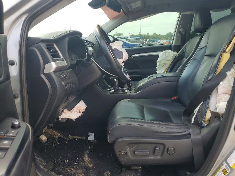 58034736 :رقم المزاد ، 5TDJZRFH0KS928323 vin ، 2019 Toyota Highlander مزاد بيع