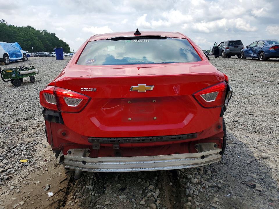 2018 Chevrolet Cruze მანქანა იყიდება აუქციონზე, vin: 1G1BC5SM9J7224270, აუქციონის ნომერი: 56945666
