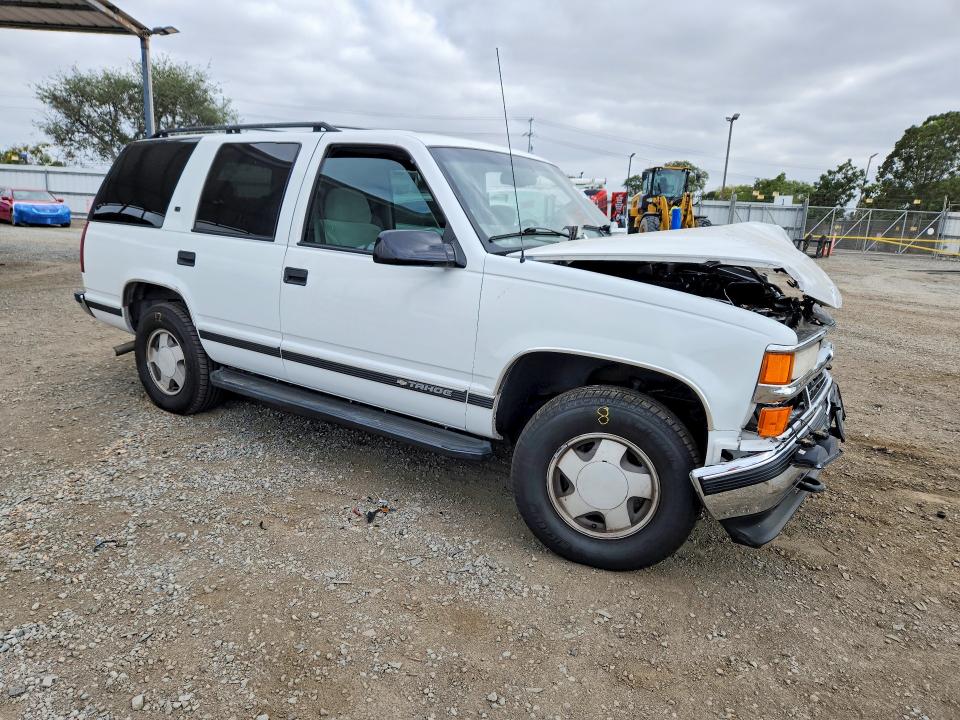 Продажа на аукционе авто 1999 Chevrolet Tahoe, vin: 1GNEK13R8XJ536612, номер лота: 59287386
