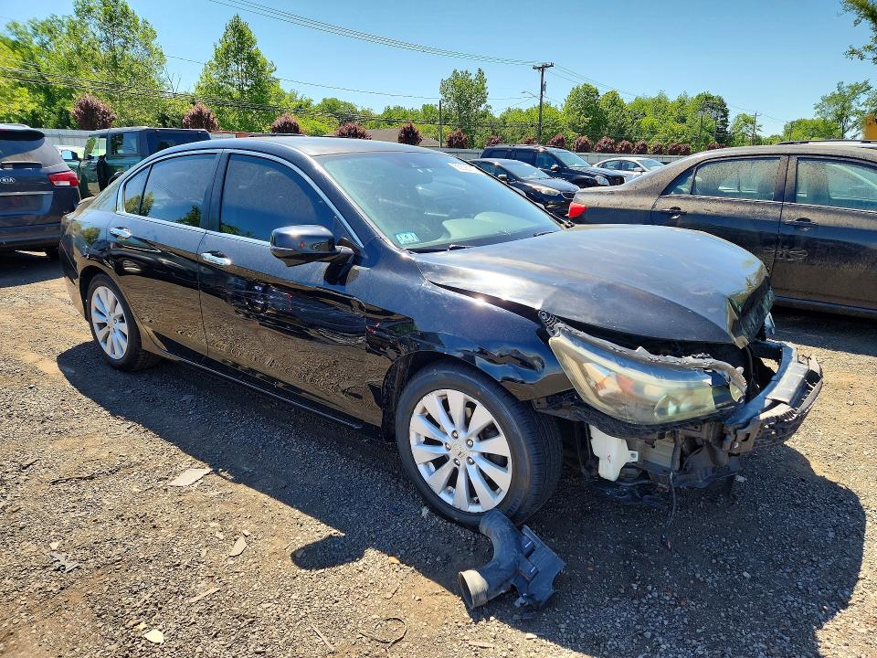 2015 Honda Accord მანქანა იყიდება აუქციონზე, vin: 1HGCR2F87FA037630, აუქციონის ნომერი: 55696116
