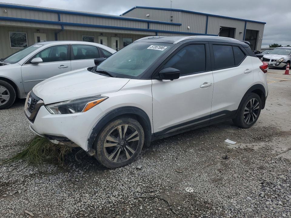 57357586 :رقم المزاد ، 3N1CP5CU2KL568280 vin ، 2019 Nissan Kicks مزاد بيع