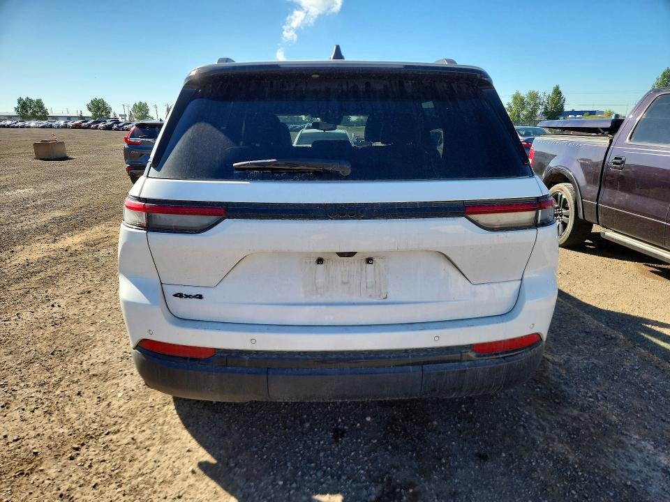 Продаж на аукціоні авто 2023 Jeep Grand Cherokee, vin: 1C4RJHAG0PC647215, номер лоту: 58241016