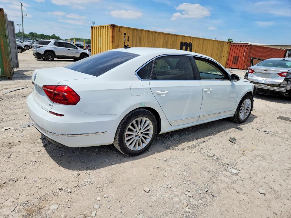 Продажа на аукционе авто 2016 Volkswagen Passat, vin: 1VWBT7A35GC005363, номер лота: 55823856