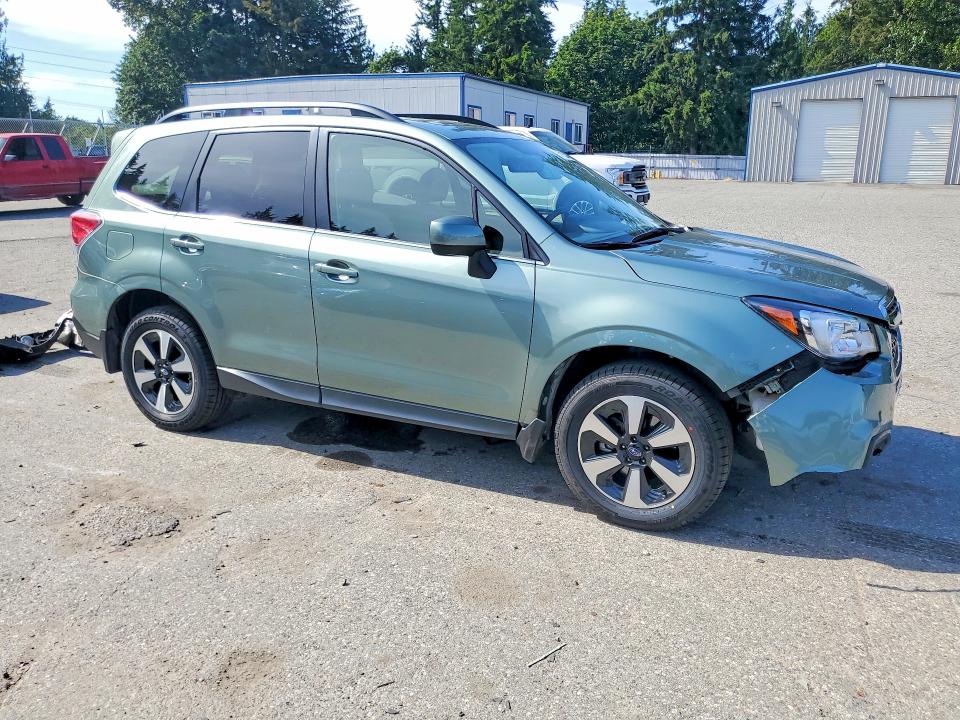 58153446 :رقم المزاد ، JF2SJAJCXHH561437 vin ، 2017 Subaru Forester مزاد بيع