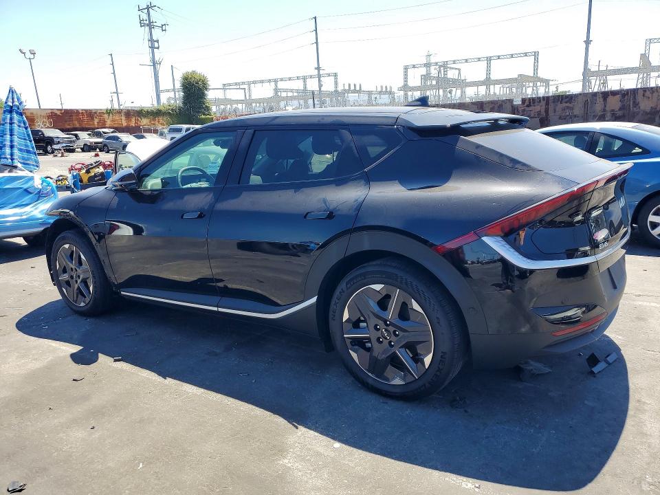 57581346 :رقم المزاد ، 5XYC34JA6SG009558 vin ، 2025 Kia Ev6 مزاد بيع