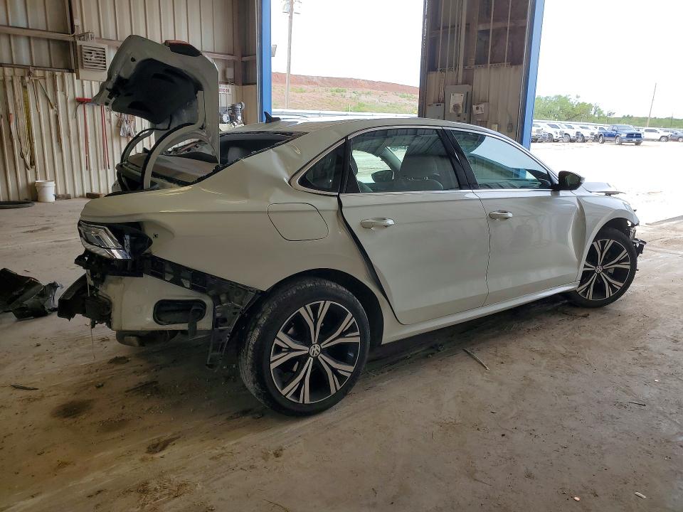 Продаж на аукціоні авто 2022 Volkswagen Passat, vin: 1VWSA7A38NC005053, номер лоту: 57943396
