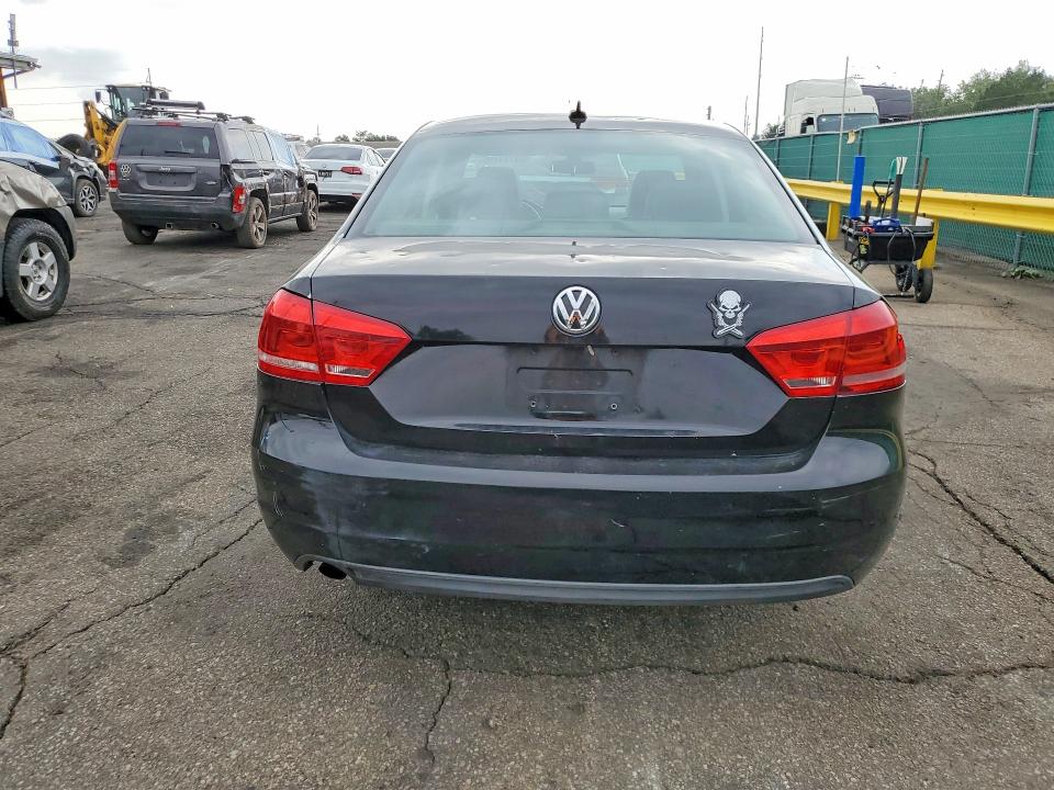 2014 Volkswagen Passat მანქანა იყიდება აუქციონზე, vin: 1VWAS7A34EC108723, აუქციონის ნომერი: 58784496