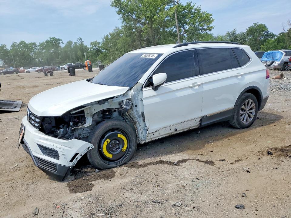 Продаж на аукціоні авто 2018 Volkswagen Tiguan, vin: 3VV2B7AX3JM099341, номер лоту: 58086746
