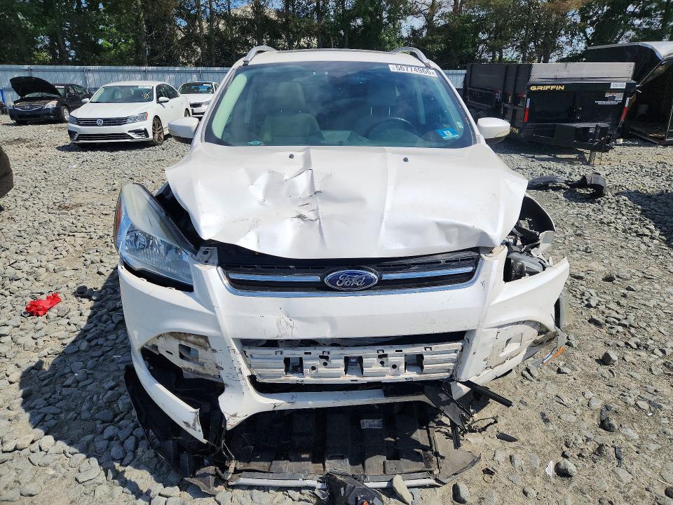 2014 Ford Escape მანქანა იყიდება აუქციონზე, vin: 1FMCU9JX6EUB04098, აუქციონის ნომერი: 56774966