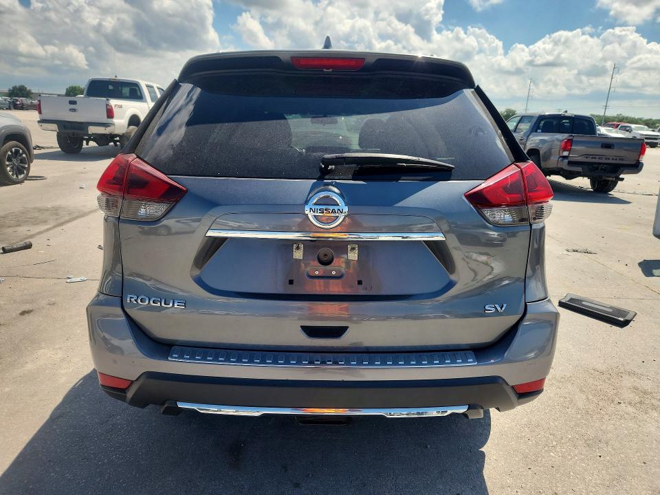 2018 Nissan Rogue მანქანა იყიდება აუქციონზე, vin: 5N1AT2MT2JC713666, აუქციონის ნომერი: 57154376