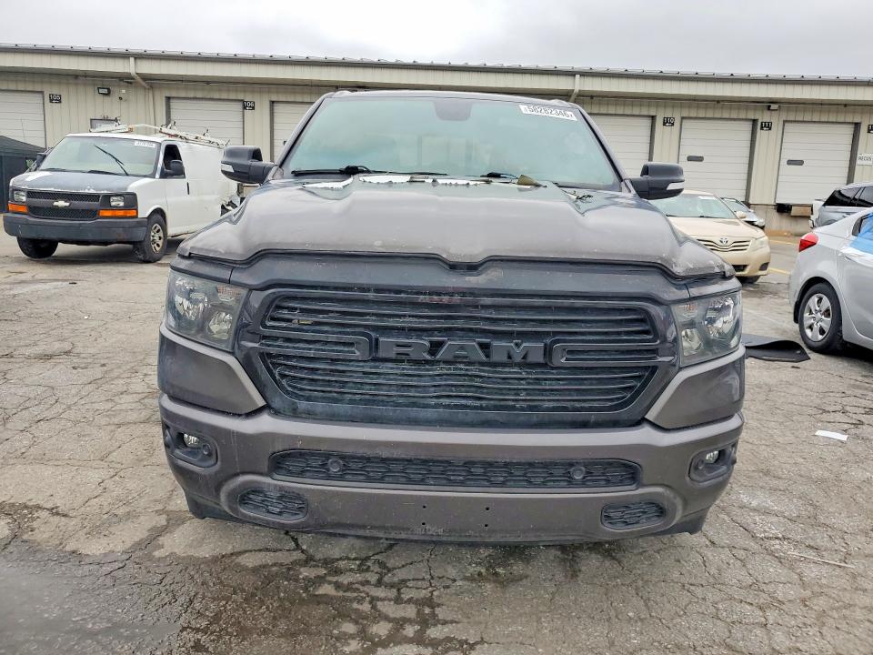 58282346 :رقم المزاد ، 1C6SRFFT2MN555146 vin ، 2021 Ram 1500 مزاد بيع