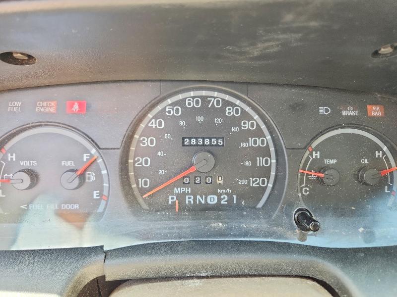 Продаж на аукціоні авто 2004 Ford Crown Victoria, vin: 2FAFP73W94X152919, номер лоту: 56127936