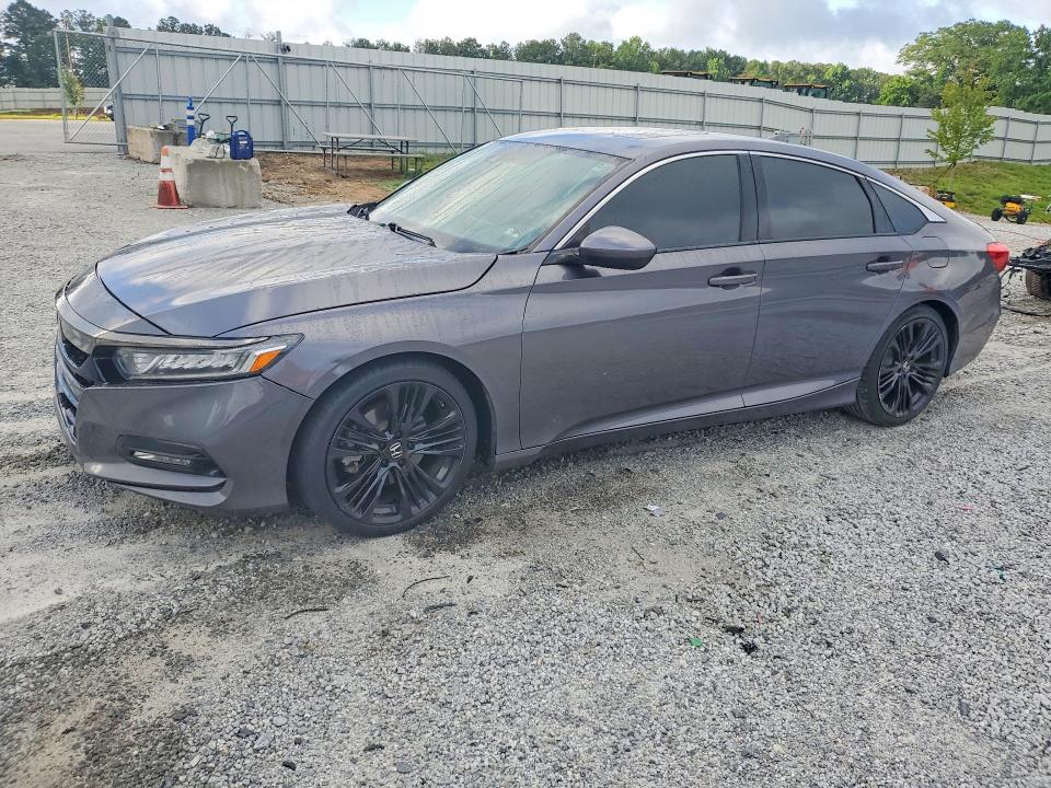 57508596 :رقم المزاد ، 1HGCV2F36JA048854 vin ، 2018 Honda Accord مزاد بيع