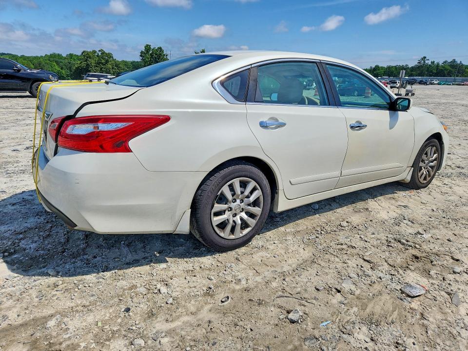 2016 Nissan Altima მანქანა იყიდება აუქციონზე, vin: 1N4AL3APXGC225405, აუქციონის ნომერი: 55621376