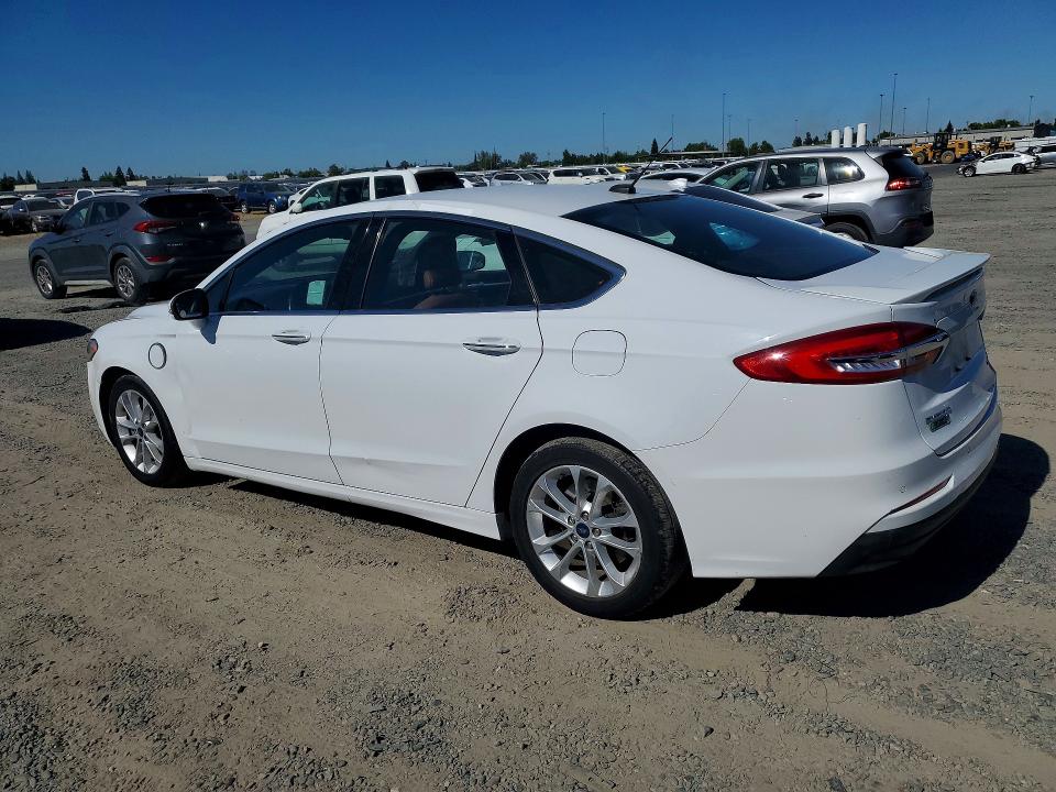 2019 Ford Fusion მანქანა იყიდება აუქციონზე, vin: 3FA6P0SU7KR238619, აუქციონის ნომერი: 57115186
