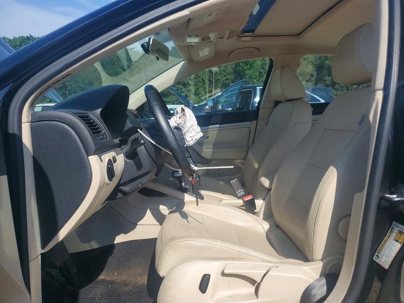 Продажа на аукционе авто 2010 Volkswagen Jetta, vin: 3VWRX7AJXAM136201, номер лота: 57028986