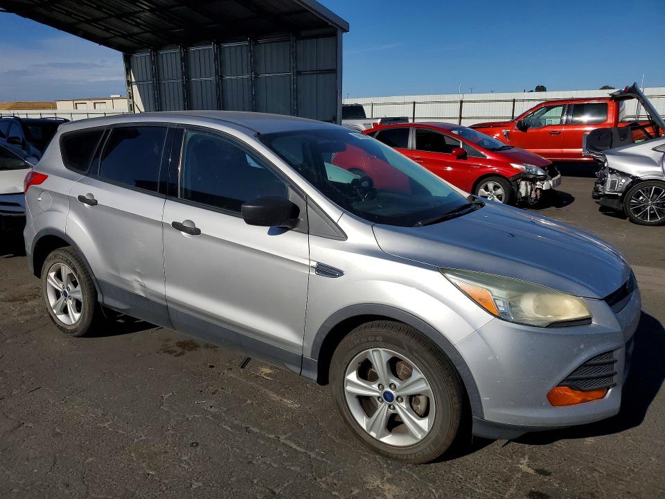 55655136 :رقم المزاد ، 1FMCU0F72EUE27472 vin ، 2014 Ford Escape مزاد بيع