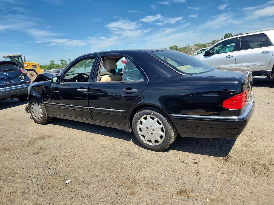 Продажа на аукционе авто 1997 Mercedes-benz E, vin: WDBJF55F8VJ030022, номер лота: 55649426