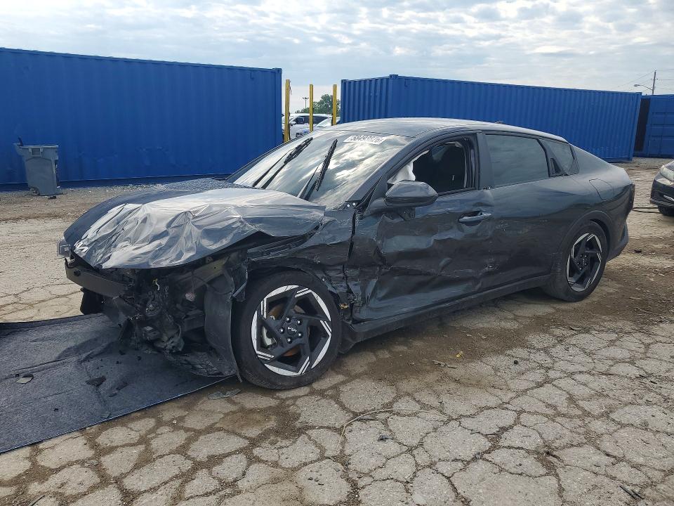 Продажа на аукционе авто 2025 Kia K4, vin: 3KPFU4DE4SE014120, номер лота: 58493826