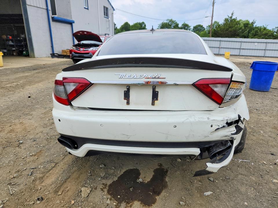 2013 Maserati Granturismo მანქანა იყიდება აუქციონზე, vin: ZAM45VLA5D0069739, აუქციონის ნომერი: 58178286
