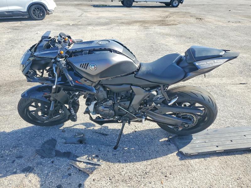 2024 Yamaha Yzfr7 მანქანა იყიდება აუქციონზე, vin: JYARM38E0RA011337, აუქციონის ნომერი: 58188436