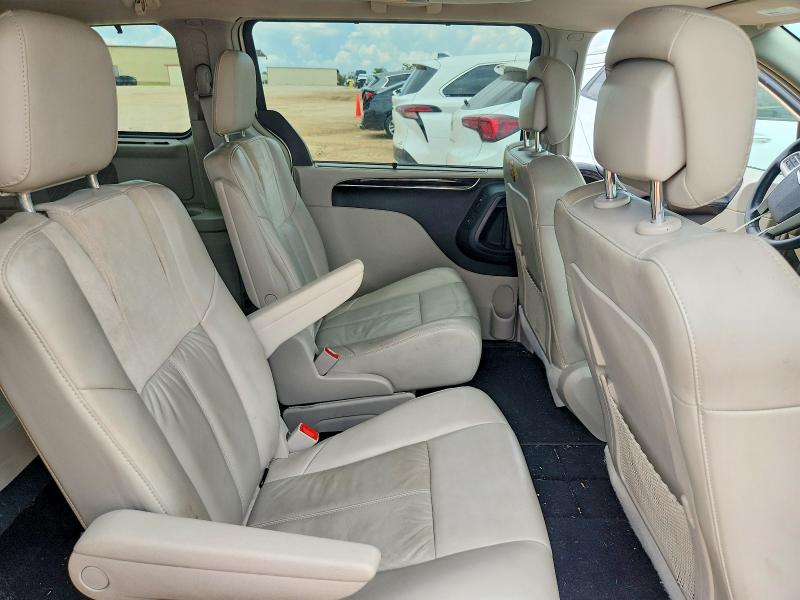 57602696 :رقم المزاد ، 2C4RC1GG8GR199791 vin ، 2016 Chrysler Town & Country مزاد بيع
