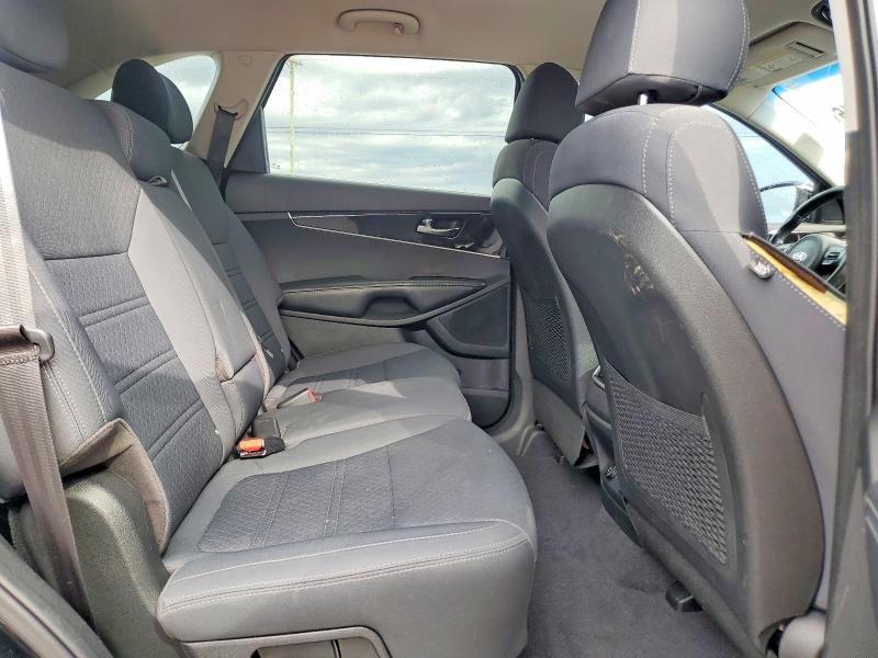 Продажа на аукционе авто 2018 Kia Sorento, vin: 5XYPG4A31JG349948, номер лота: 57137616