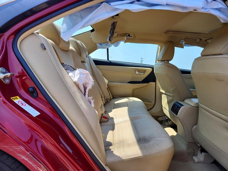 57847476 :رقم المزاد ، 4T1BF1FK6HU637061 vin ، 2017 Toyota Camry مزاد بيع
