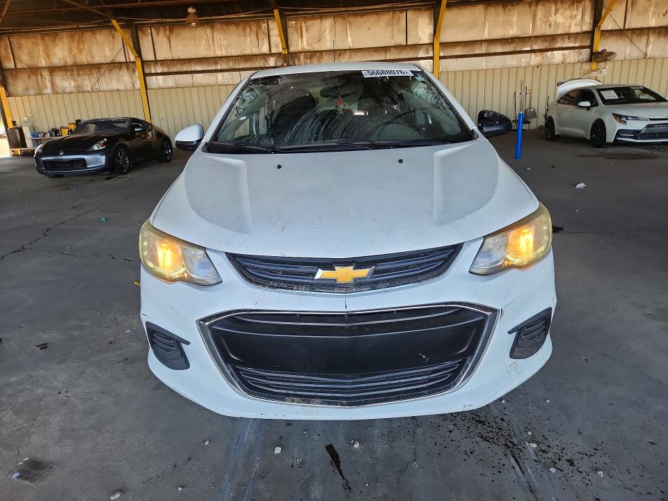 56688076 :رقم المزاد ، 1G1JD5SH5H4128997 vin ، 2017 Chevrolet Sonic مزاد بيع