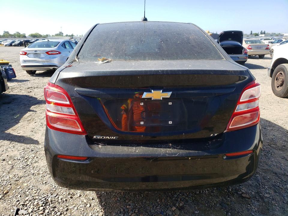2017 Chevrolet Sonic მანქანა იყიდება აუქციონზე, vin: 1G1JD5SG7H4133464, აუქციონის ნომერი: 56375936