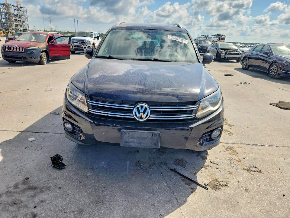 56807326 :رقم المزاد ، WVGBV3AX0EW534591 vin ، 2014 Volkswagen Tiguan مزاد بيع