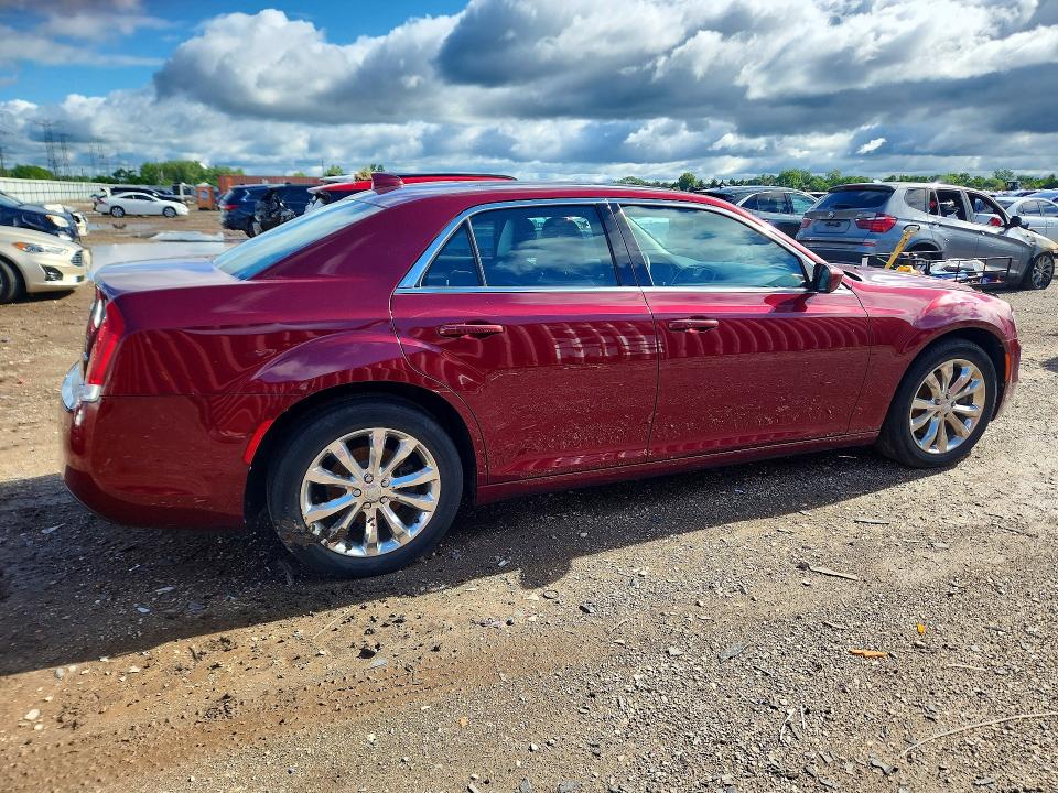 2016 Chrysler 300 მანქანა იყიდება აუქციონზე, vin: 2C3CCARG7GH351332, აუქციონის ნომერი: 57521576