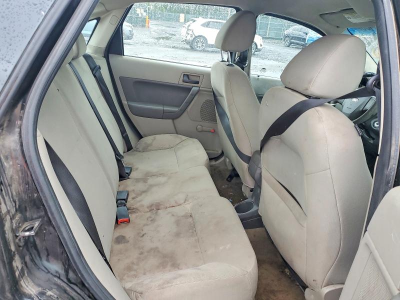 2011 Ford Focus მანქანა იყიდება აუქციონზე, vin: 1FAHP3EN0BW140897, აუქციონის ნომერი: 57863406