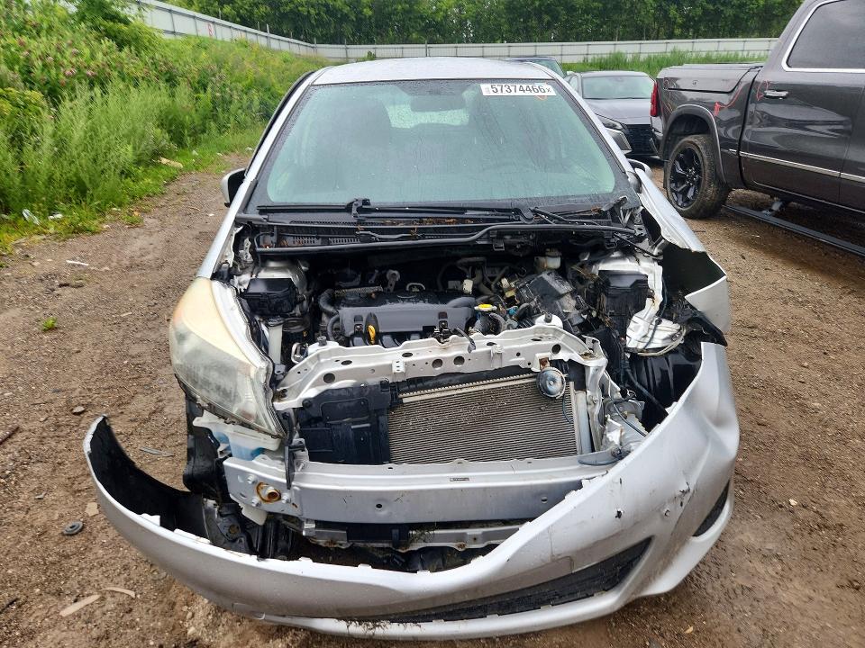57374466 :رقم المزاد ، JTDKTUD38CD514378 vin ، 2012 Toyota Yaris مزاد بيع
