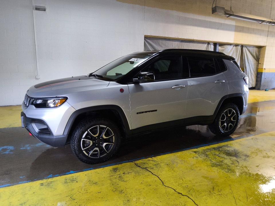 Продажа на аукционе авто 2025 Jeep Compass, vin: 3C4NJDDN3ST532784, номер лота: 58947446